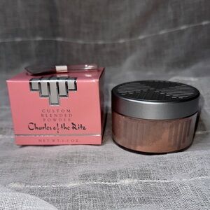 Charles of the Ritz Custom Blended Powder Face Powder with Blending Brush NWT